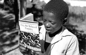 ob_233926_black-boy-reading